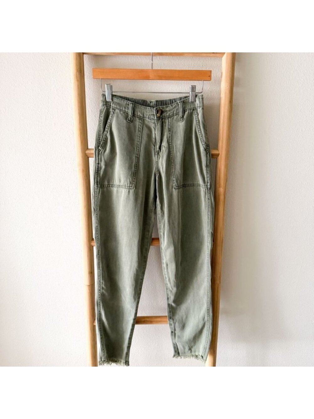 Aerie Olive Green Utility Pants Frayed Hem Pull On Women’s XXS